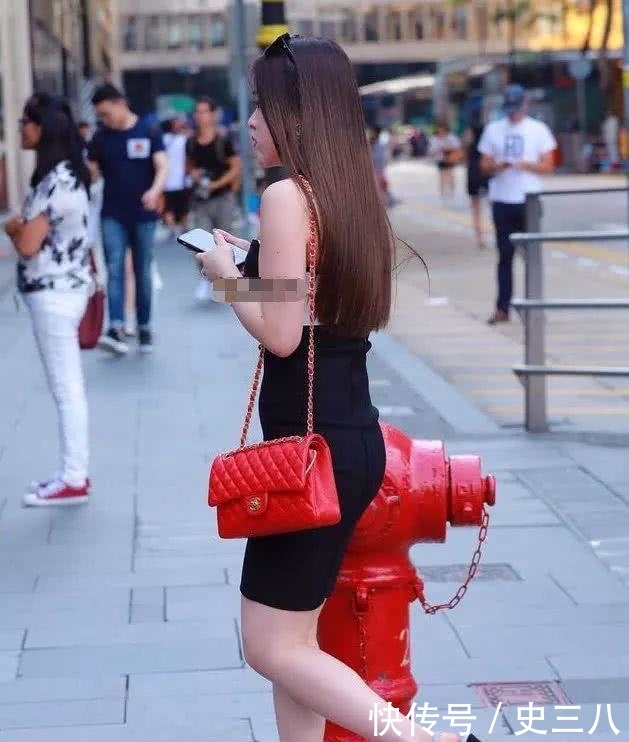 #脱俗#街拍:清新脱俗的小姐姐教你穿搭,太美了。