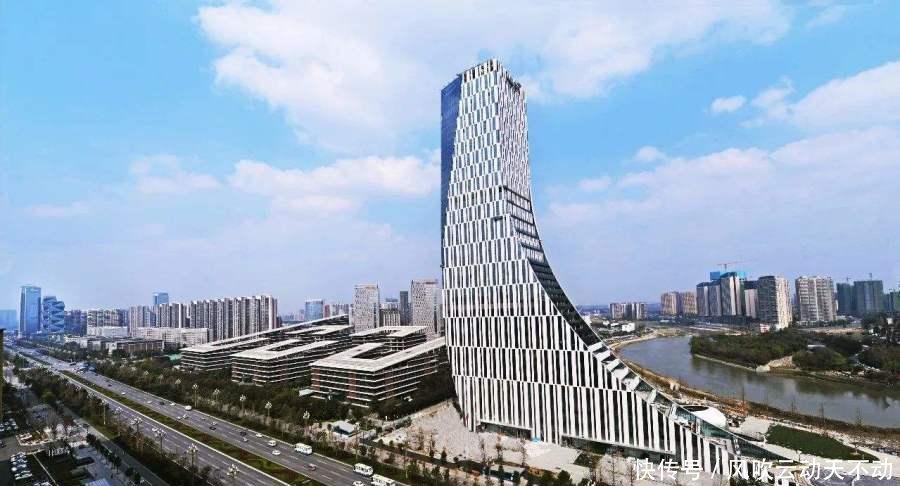  「西安」新一线城市重新排名，成都依旧稳居第一，西安或将超过