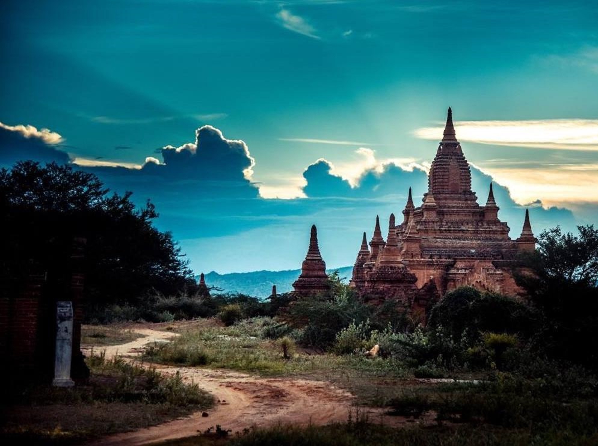 对中国游客意见最大的两个国家，一个坑钱，一个干脆不让游客进！