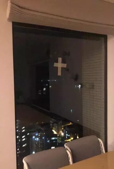 山竹文案太好笑 发博的多数是港台艺人和情商高的明星 而他躺枪了