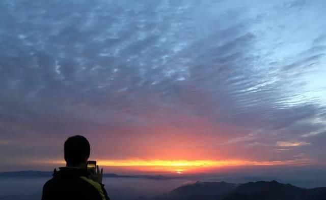 不用去婺源，湖北也有神仙秋景可赏，自驾2小时直达！