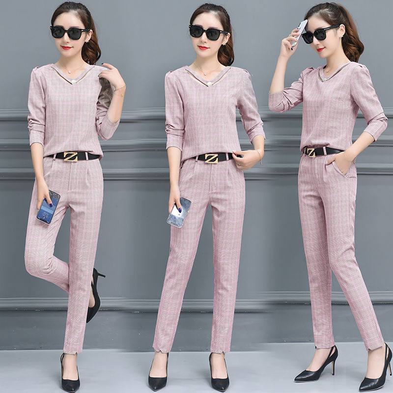 秋天矮个子腿短不是劣势!套装+包包+潮鞋，洋气显高挑照样美嫩