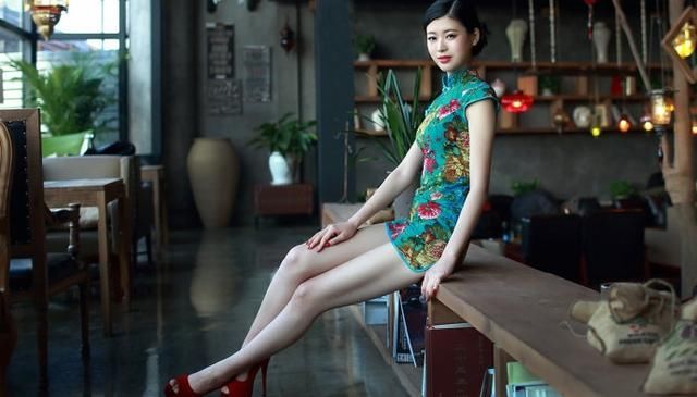 旗袍，一曲悠长悠长的古谣