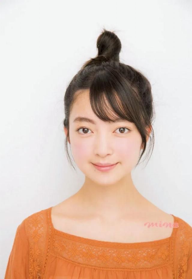 「涂抹于发」每刻美丨五一可以适当出游啦 你必须学会DIY发型打理方法!