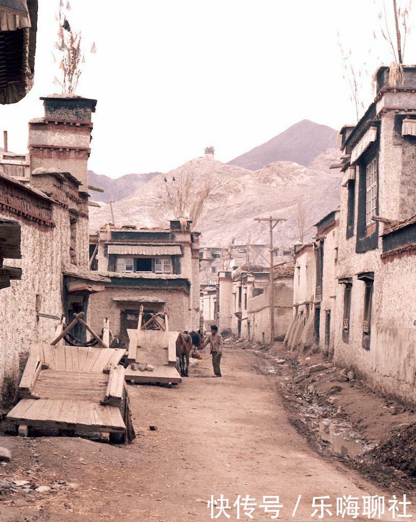 老照片： 西藏1993年, 风格古朴粗犷的传统民居