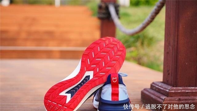  喜欢■米家运动鞋4来袭，出色的颜值和工艺，超高的性价比，来一双吗？