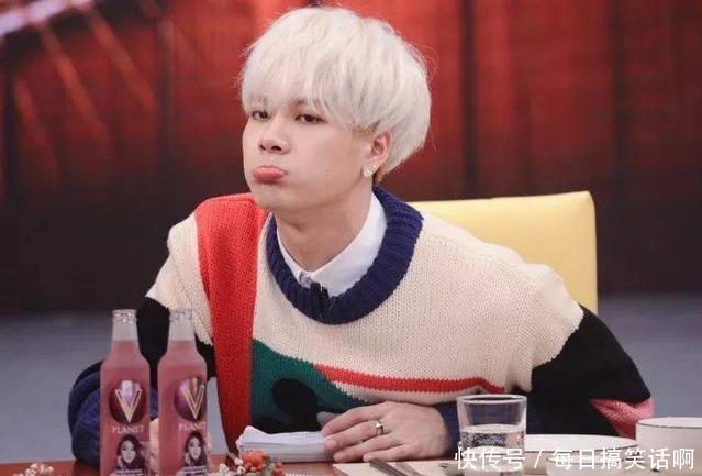 王嘉尔曾给100个练习生送鞋,鞋码都对得上,细