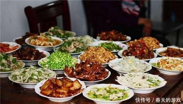  「招待」餐桌规矩“菜不摆三，筷不成五，席不成六”，以后招待