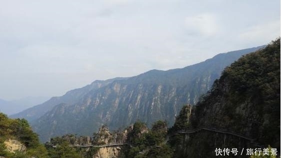 杭州附近存在一个天然氧山，大小景点96个，游客大呼值了