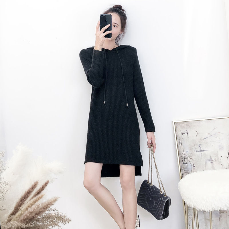 惊讶了!过了50岁的妈妈越来越美,看看这几套连衣裙,气质爆棚