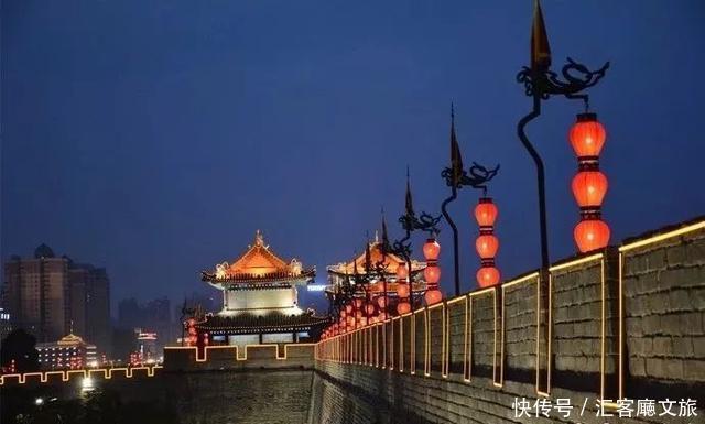 迟疑一瞬，遗憾一年，10个赏秋圣地，第一个就让你惊艳