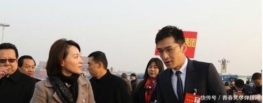 『杨洋』人民大会堂堪称“照妖镜”,一众明星被打回原形,看到杨洋我酸了