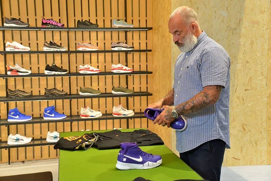 猛货球鞋扎堆!UNDEFEATED 大中华区首家店铺盛大开业!