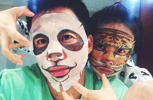 蔡徐坤：做一个精致男孩有问题吗？