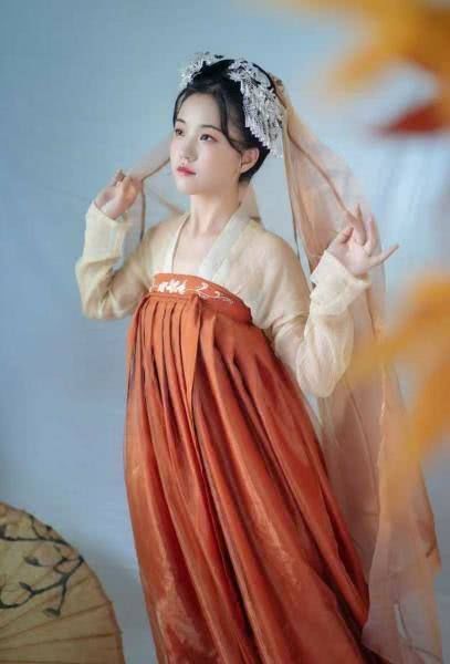  #胸襦裙和#汉服萌新必备科普齐腰襦裙一片式与两片式怎么穿如何区分
