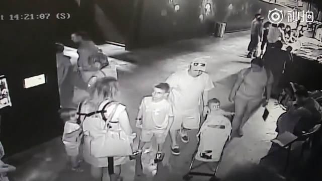 分手、离婚充斥每日热搜，你还相信娱乐圈里有真爱么？