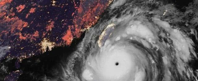 去哪儿？新风王利奇马晕路！10号台风加强中，基本确定登陆