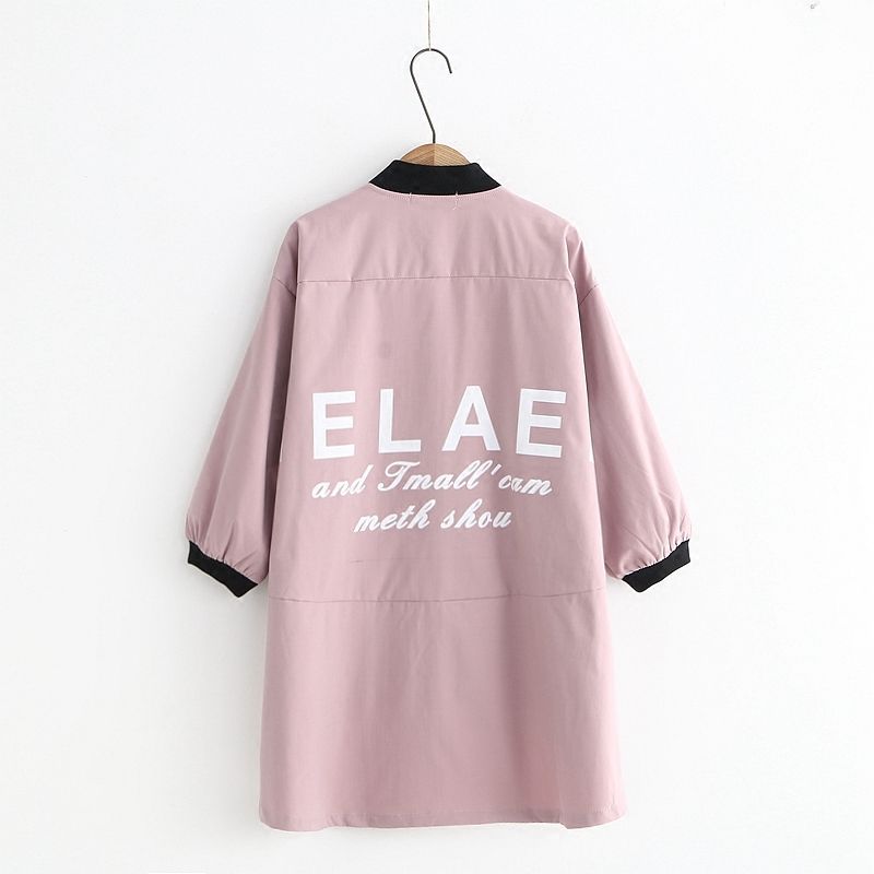 老婆身高不足1米6,也不穿短裙!这件秋装+靴子,显高到不行