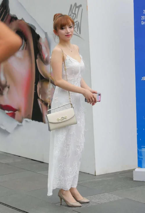  「女性」性感时尚的知性连衣裙美女，释放出女性迷人的魅力