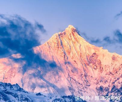 全球三大神山，明令禁止攀登，有2座在中国