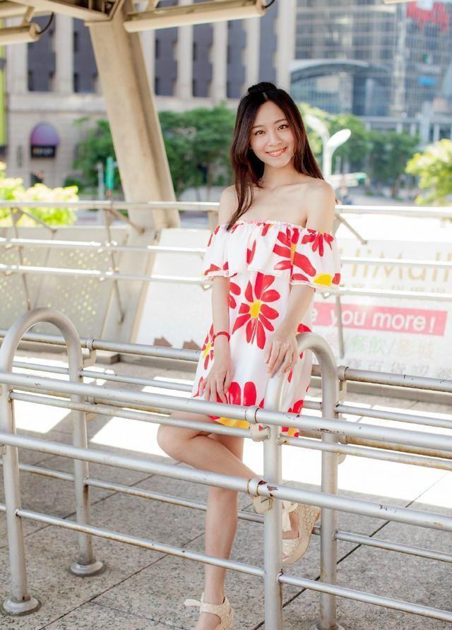 『小姐姐』街拍美女:小姐姐,请留步,能让我多拍几张吗?