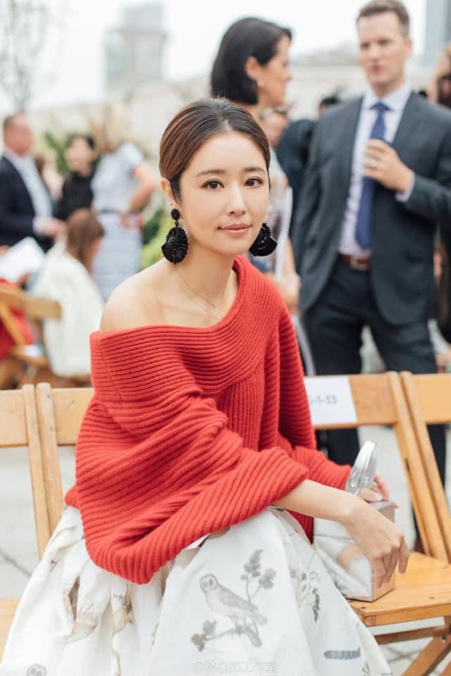 林心如亮相时装周美翻天,工作室助攻修图太明显了