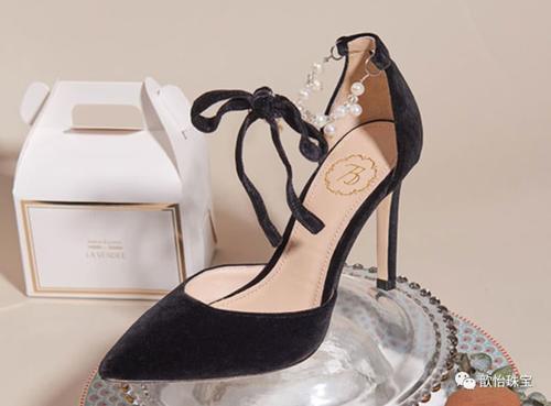 让脚踝更精致——脚链那些事儿