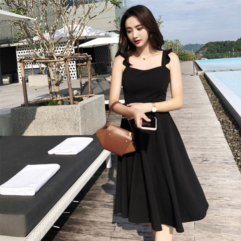 第一次见这么时尚的连衣裙，老婆买了好几件，高兴坏了