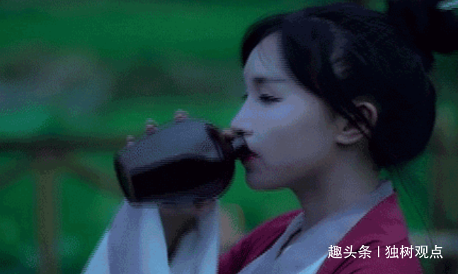 李子柒讲好中国故事