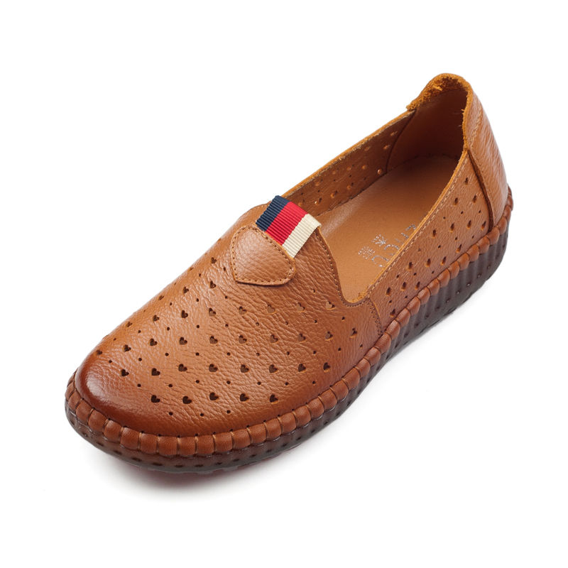 聪明妈妈立秋后都不穿高跟鞋了，都穿这些“棉花鞋”，时髦不累脚