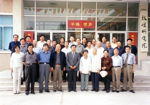 沉痛悼念张文彬先生