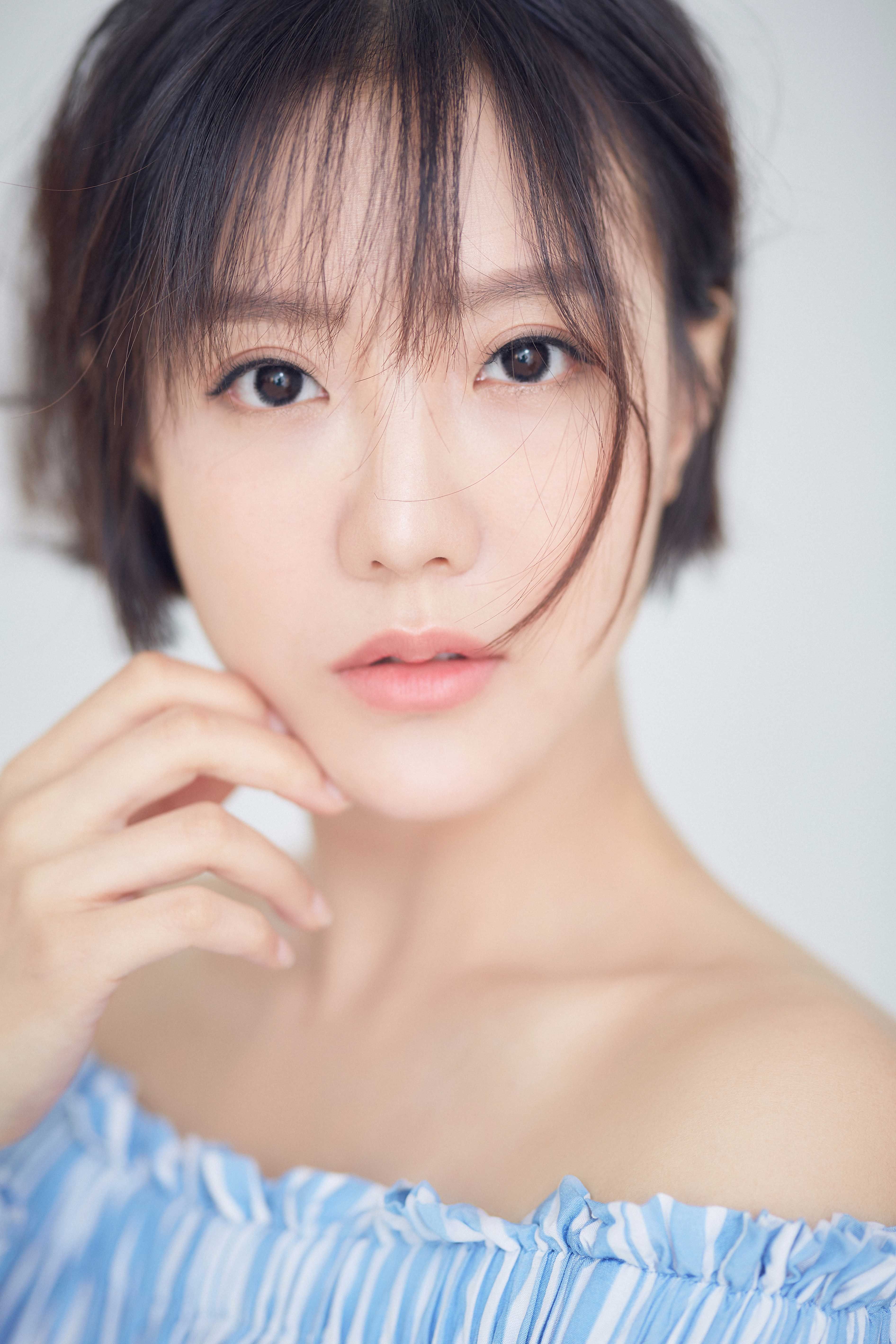 阮雨白曝最新写真 汽水甜girl魅力十足