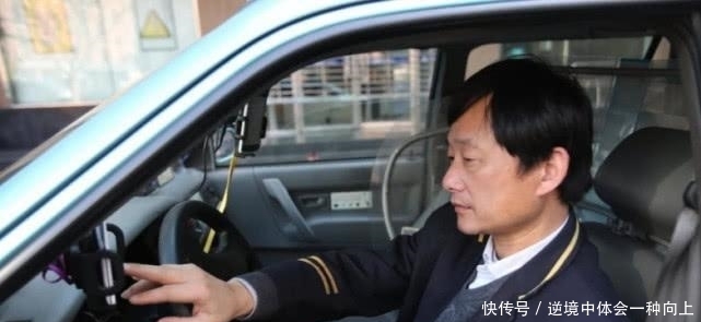  小伙@小伙出差，去的时候打滴滴花148，回来打出租，车费以为看