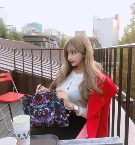 气质|时尚细腻美女小姐姐,时尚界的小妖精,在视觉上更加的显高显瘦!