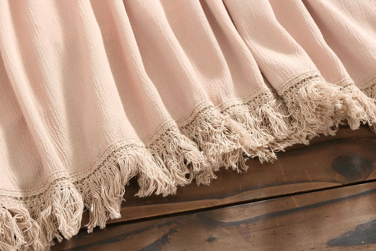 小表妹来我家,身上穿的裙子真漂亮,原来今年流行这样的,青纯美