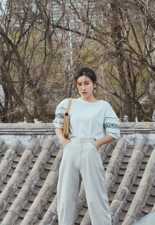  [不错的选]春日穿搭美妆合集 在北京的早春灵感