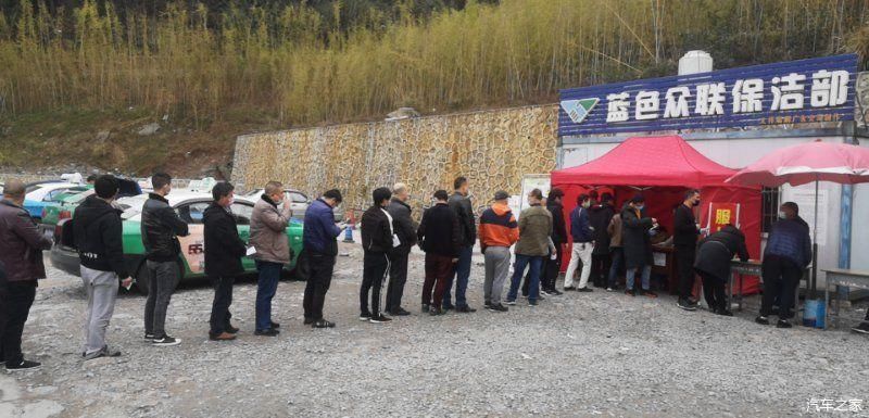  取消：贵阳中心城区出租车免收台班费政策取消！今天起按比例收取