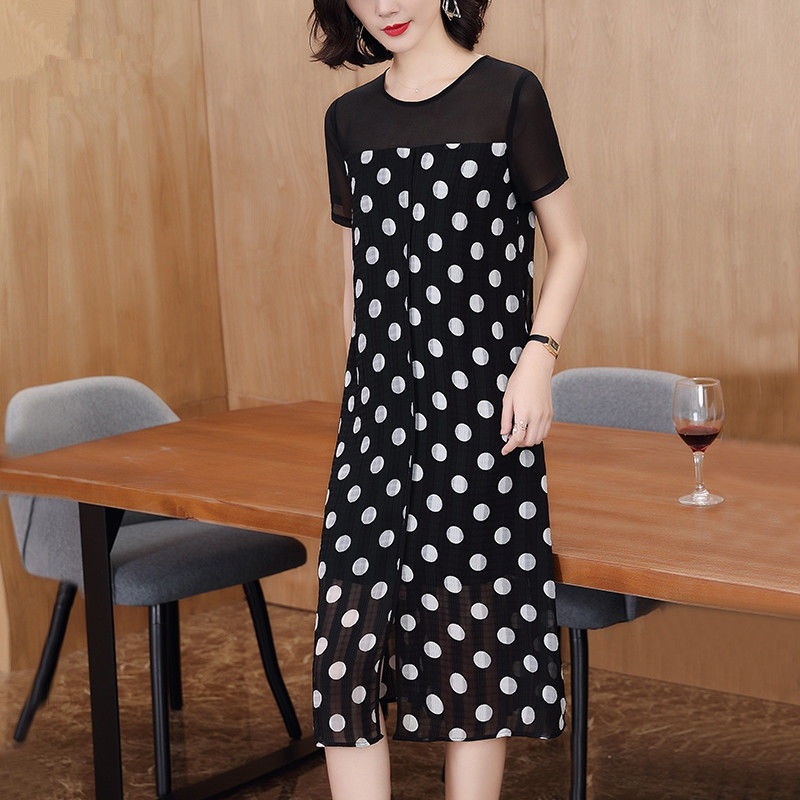 我认为这“薄”秋裙，比旗袍高贵，比波点裙洋气，让人一见倾心