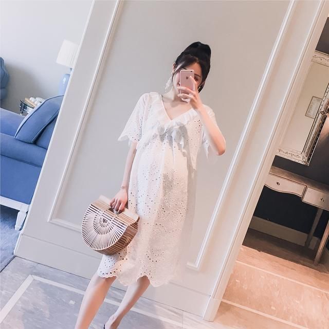 90后孕妈真甜美，孕妇裙穿出少女范，清新夏季，清爽时尚