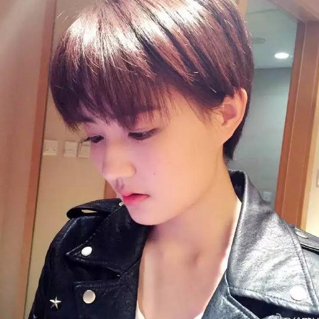 徐璐“嫌弃”自己脸方？我不信！明明看起来很高级！