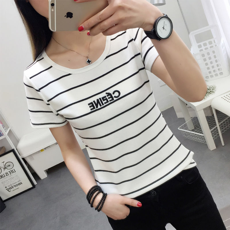 穿腻了休闲装，就换换时尚百搭修身T恤，随意百搭都显得甜美洋气