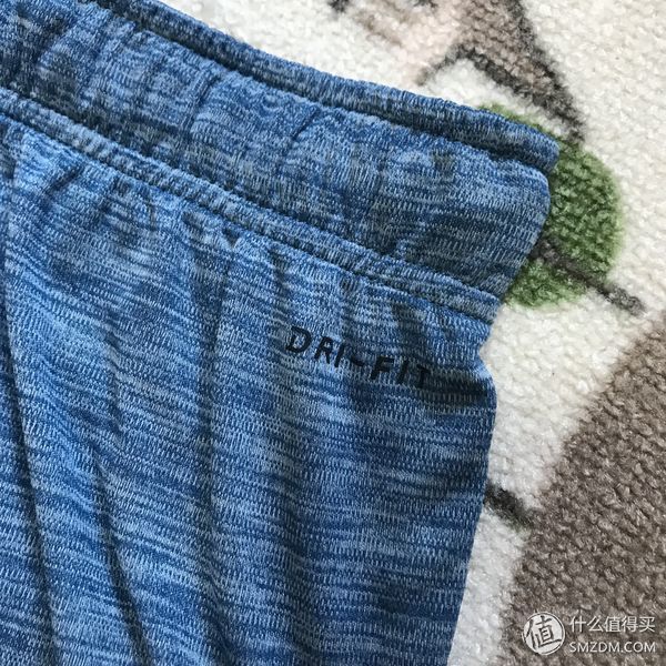 我的跑步装备 篇三十六:NIKE 耐克 训练速干透气短裤