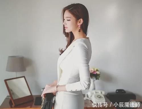  美女@黑丝美女, 一件简约的白裙就可以了!