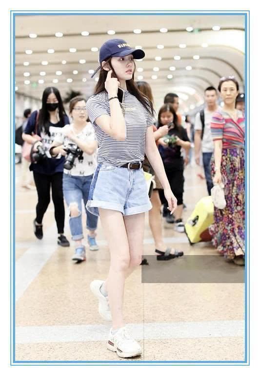 林允是经历了什么，小腿和胳膊一样粗，网友：美得不止一个高度