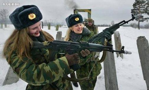 AKM自动步枪针对AK47不足,研发改进,一推出