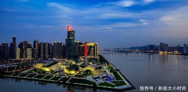 湖南正在规划新高铁，打通与广东的通道，这两座城市将对接珠三角