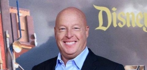 「迪士尼」共克时艰!迪士尼高层降薪 董事长放弃全部薪水