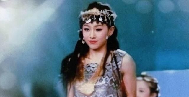 「太酷」刘雨昕太酷不适合初C位?当见到她的长发模样后,这下彻底服气了