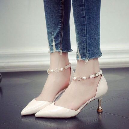 马上入秋了，凉鞋已经落伍了!新鲜出炉的“裸色”高跟，叫人垂涎