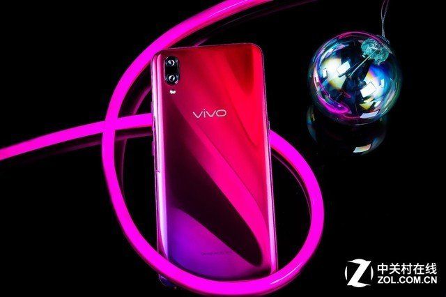 颜值超高的vivo X23 用了这些“化妆品”